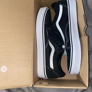 Never Worn Old School Vans sz 9W